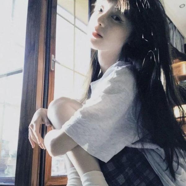 女孩们海报